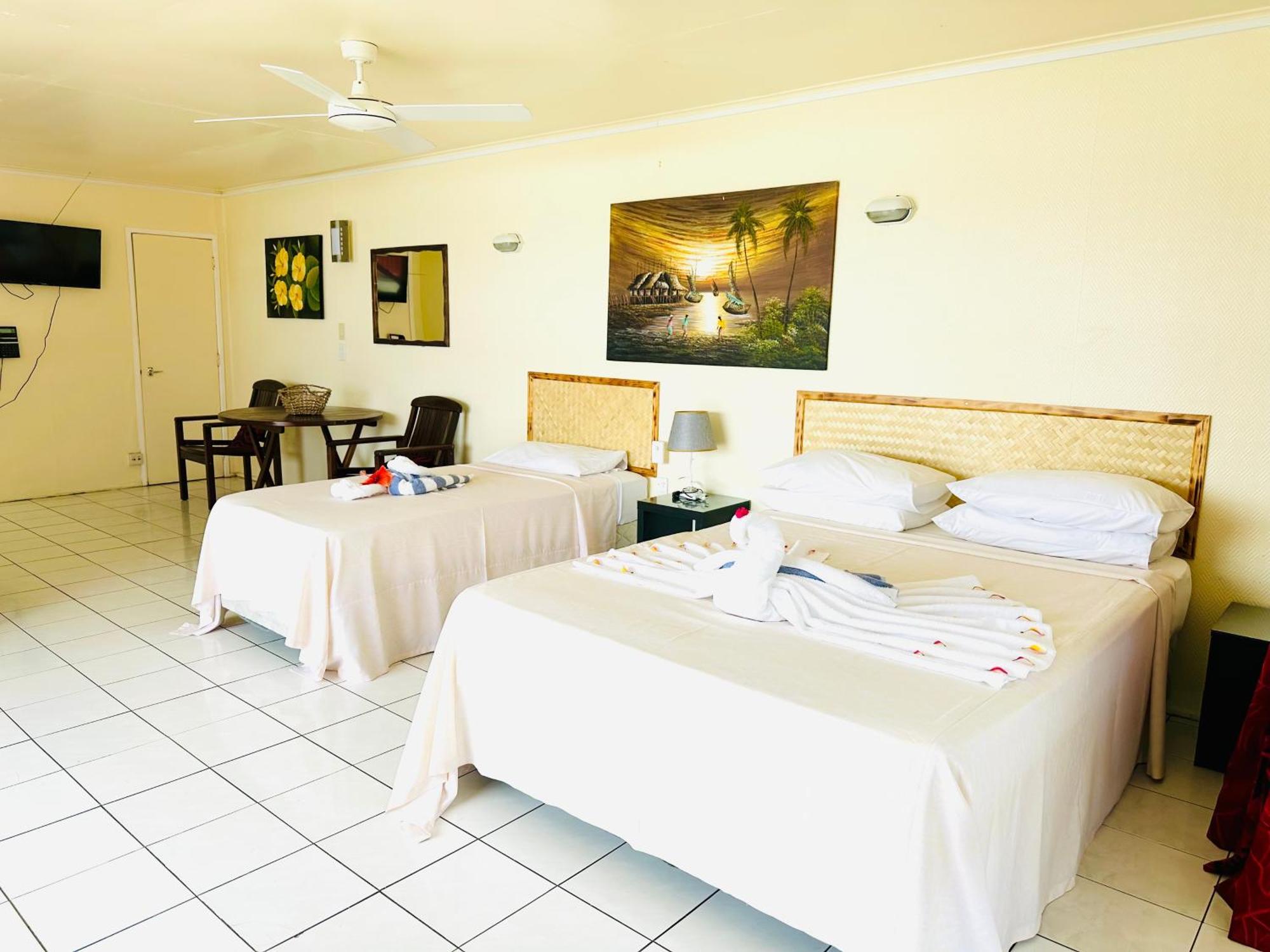 Kiikii Inn & Suites Rarotonga Bagian luar foto