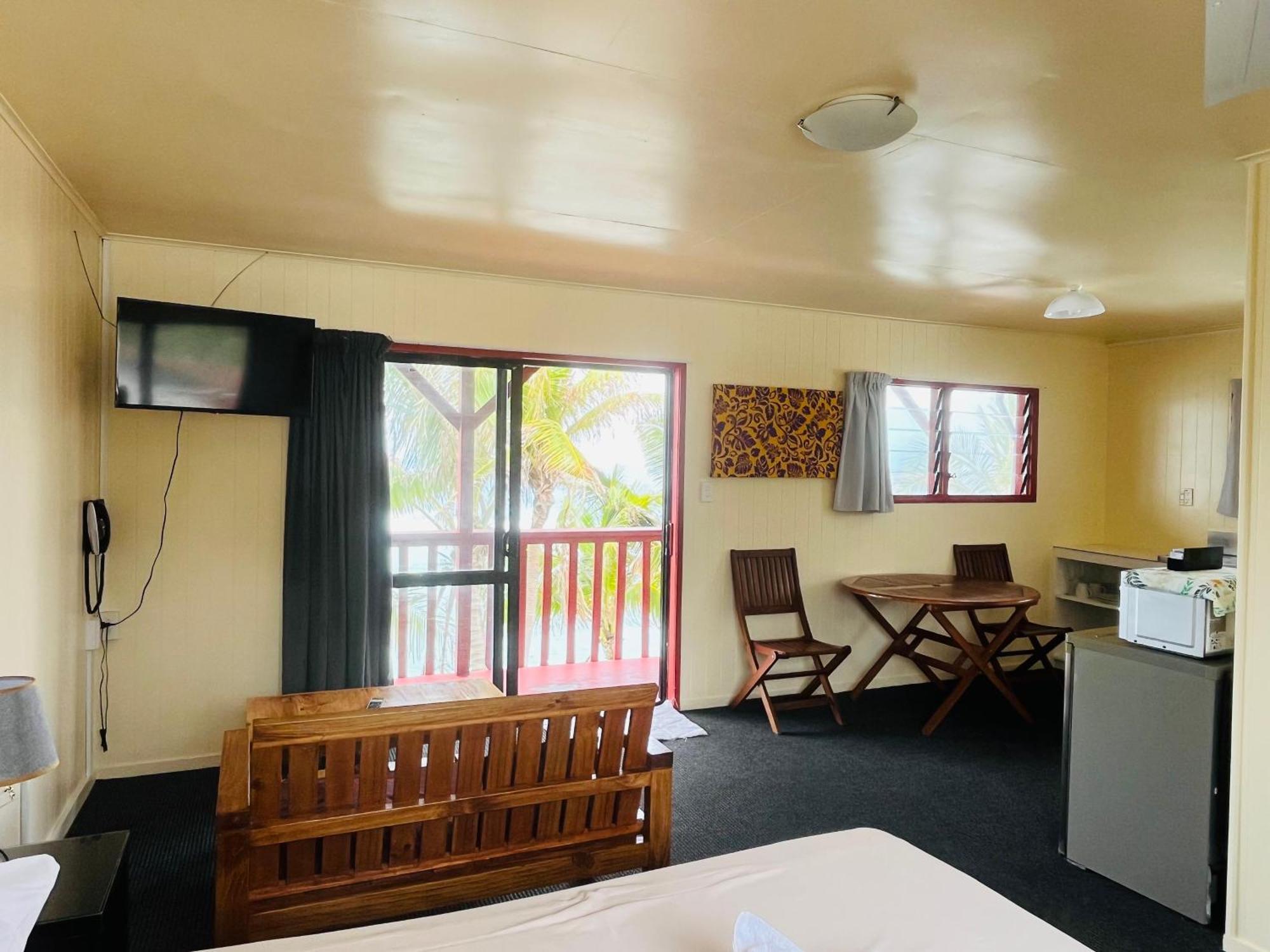 Kiikii Inn & Suites Rarotonga Bagian luar foto