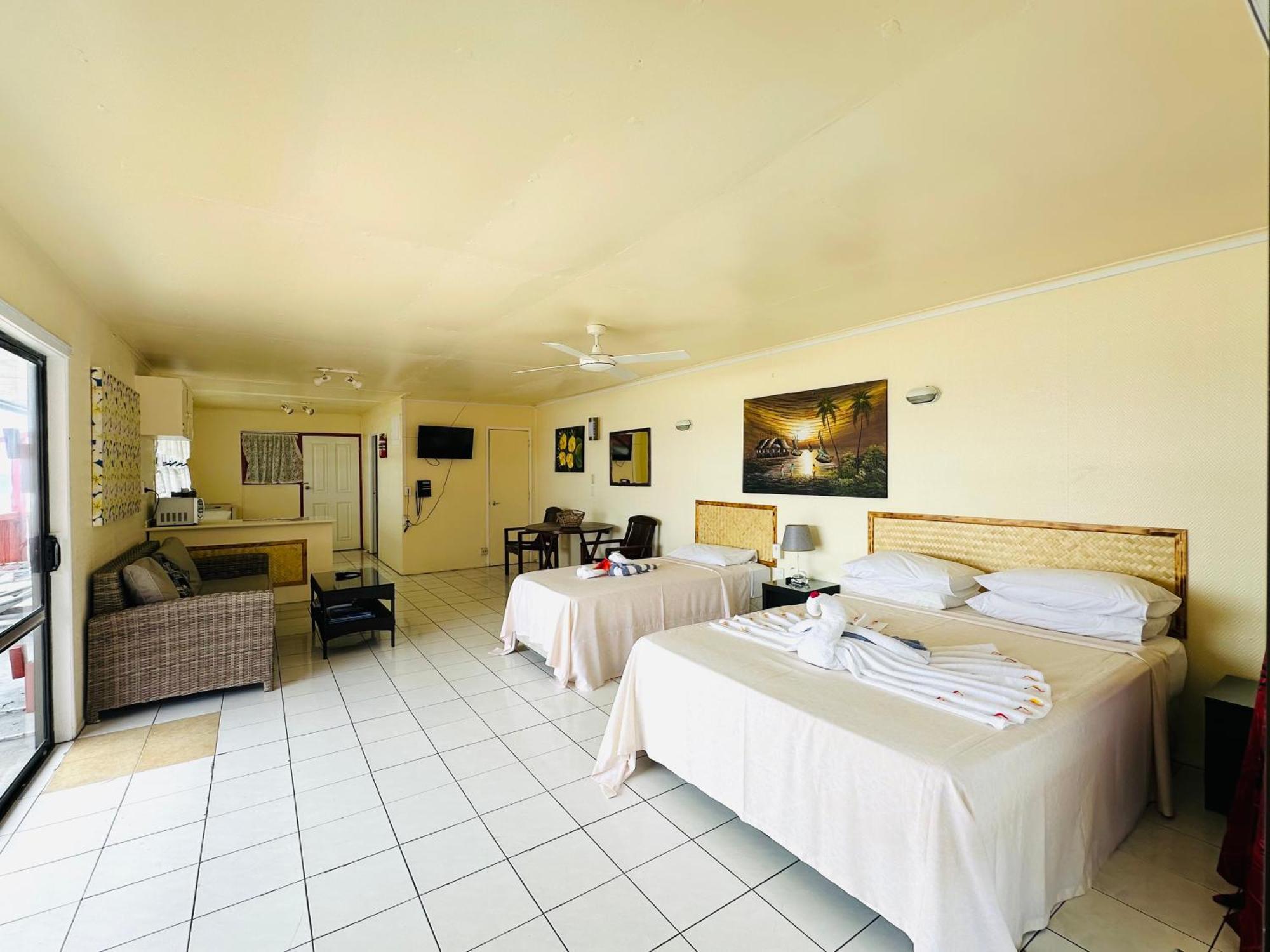 Kiikii Inn & Suites Rarotonga Bagian luar foto