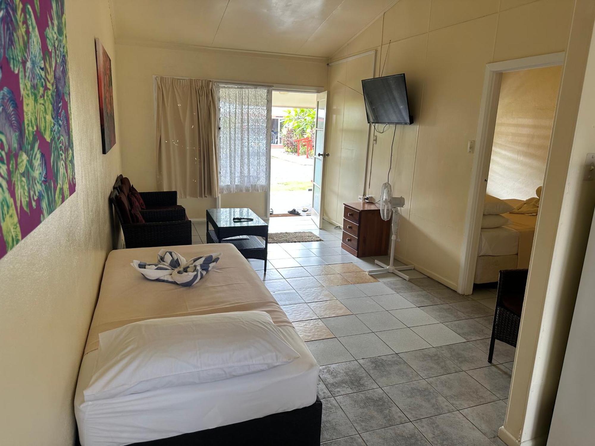 Kiikii Inn & Suites Rarotonga Bagian luar foto