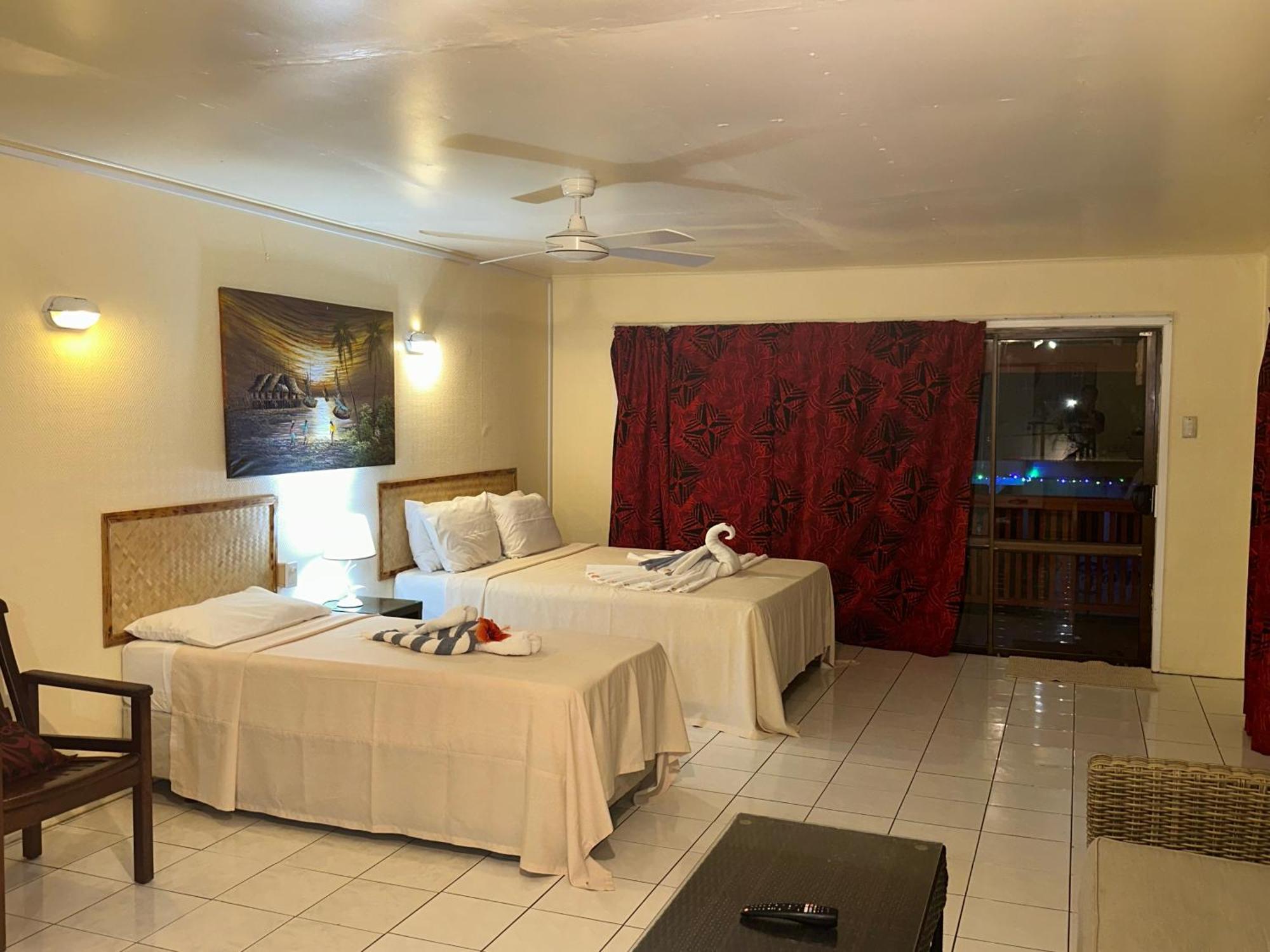 Kiikii Inn & Suites Rarotonga Bagian luar foto
