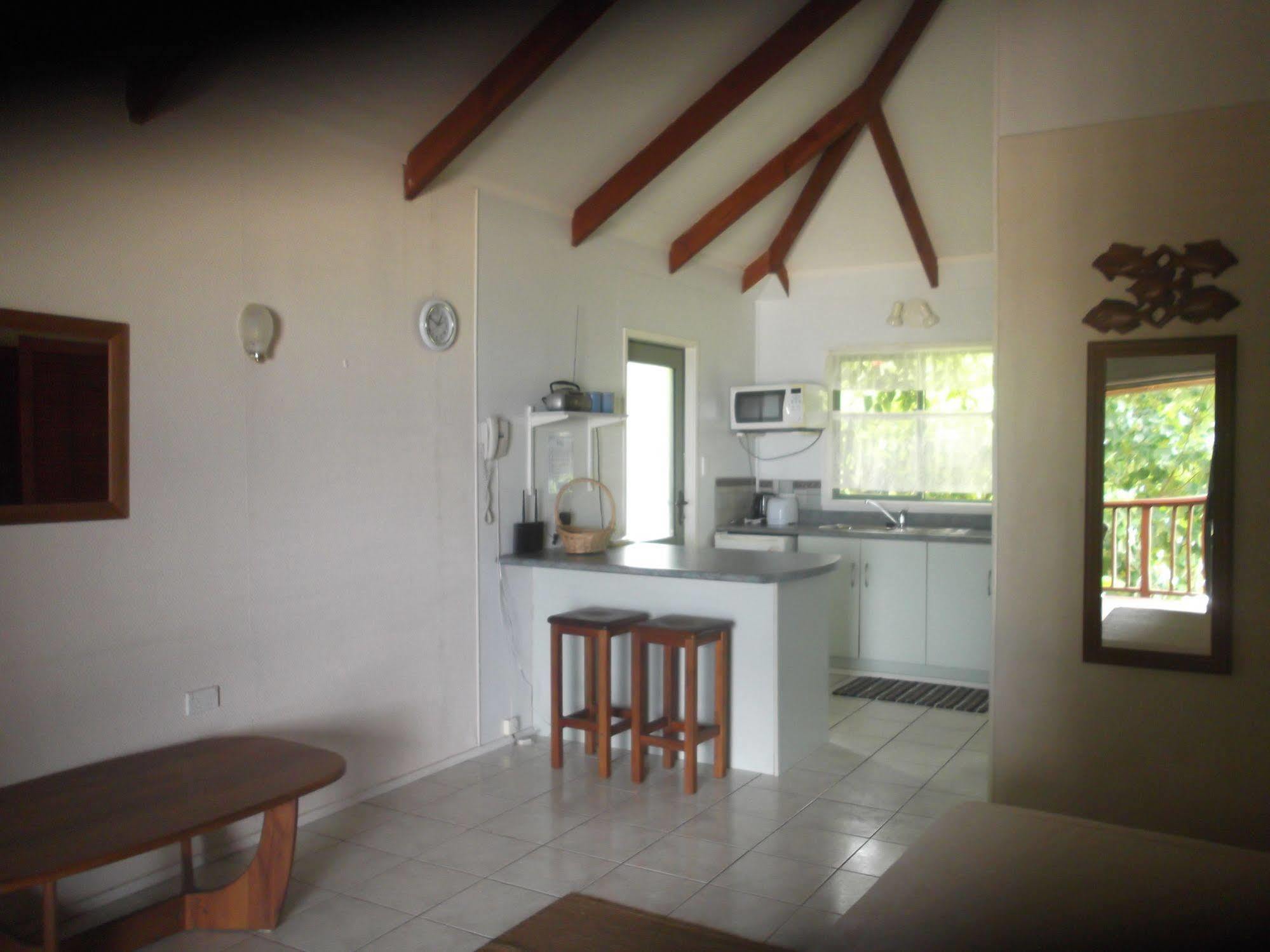 Kiikii Inn & Suites Rarotonga Bagian luar foto